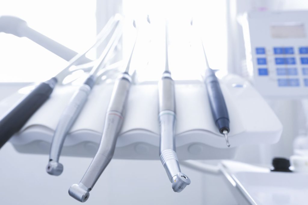 لیست تجهیزات مورد نیاز مطب دندانپزشکی